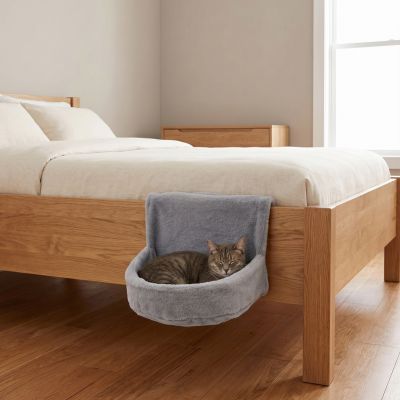 Hamac pour radiateur chat accroché au lit PetHorizon