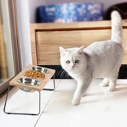 gamelle chat surelevee avec chat blanc petravel